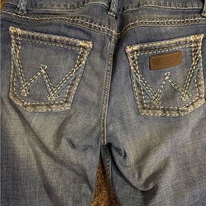 Wrangler Blue Denim Jeans with Embroidered Back Pockets